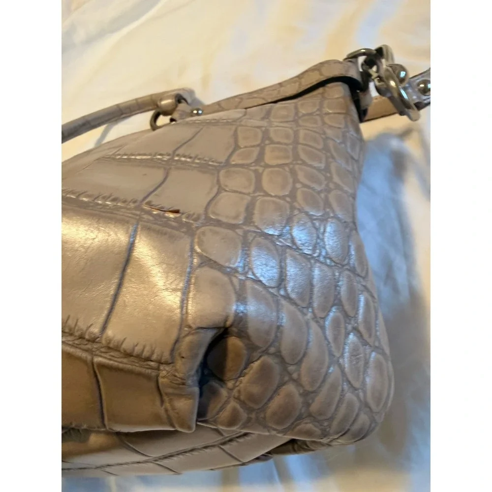 Coach Madison Lindsey Croc Embossed Beige Pink Top Handle Zip Satchel